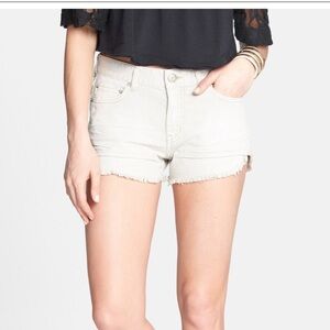 Free People Dolphin Cutoff Jean Shorts in Chalk, Size 25 NWT
